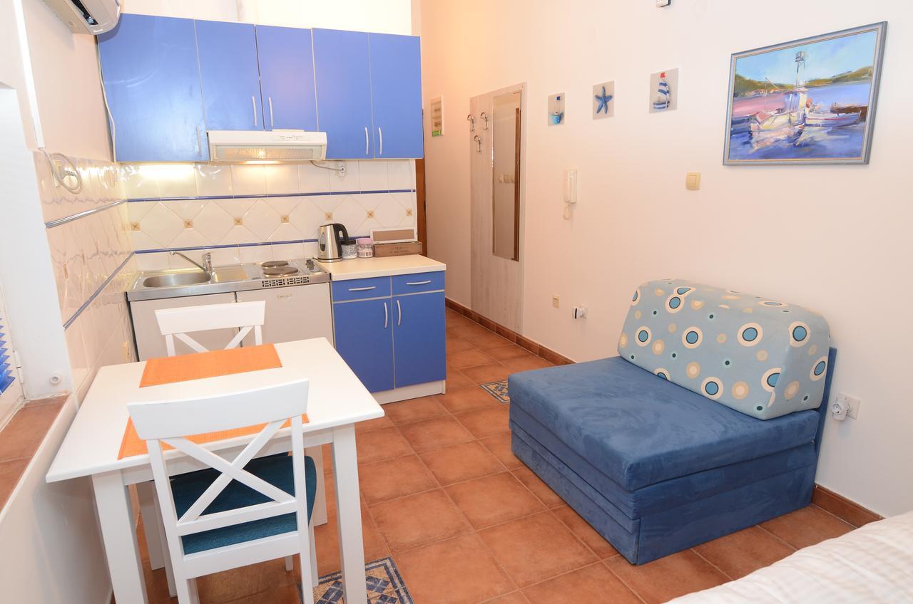 Maritimo Apartments Kotor Extérieur photo
